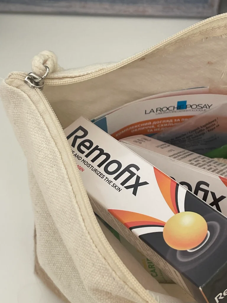 Remofix gel formato da viaggio in borsa